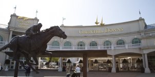 Churchill Downs Horse Racing Odds & Picks for Thursday, June 18