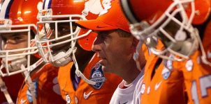 Once again, the Clemson Tigers are the NCAAF Betting favorites.