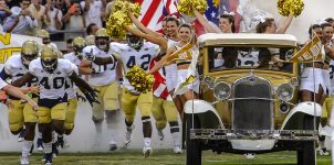 DEC 29 - College Football 2016 TaxSlayer Bowl Georgia Tech At Kentucky