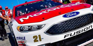 NASCAR Ford EcoBoost 400 Betting Odds & Prediction.