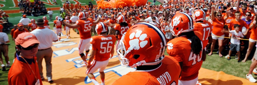 The Clemson Tigers are favorites with a -32.5 NCAAF Spread.