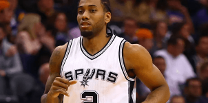 Kawhi Leonard is showing why he's one of the best players in the Spurs squad.