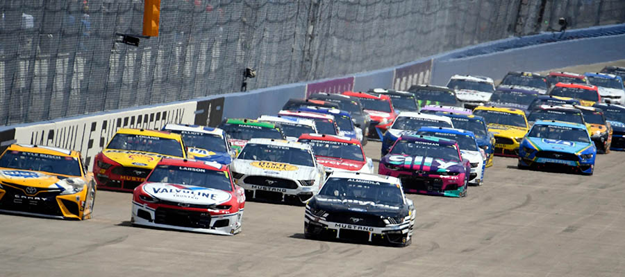 NASCAR 2022 Cup Series: Ally 400 Betting Favorites & Odds Analysis