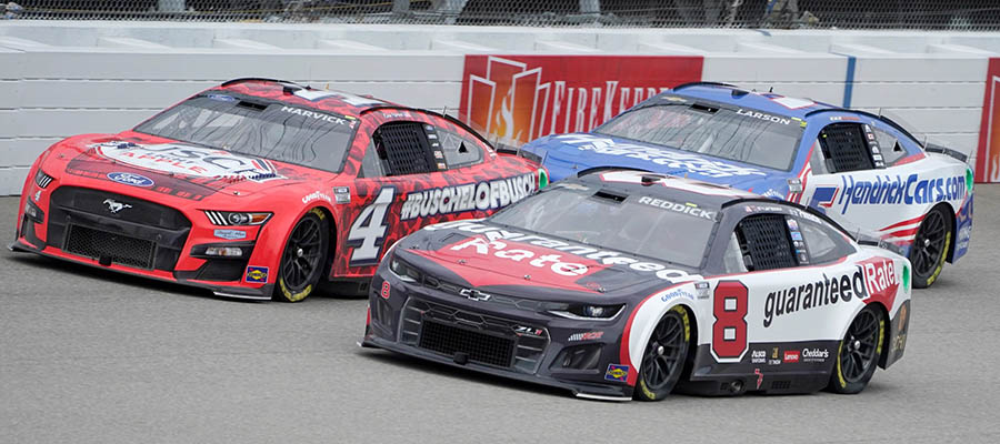 NASCAR 2022 Cup Series: Federated Auto Parts 400 Betting Favorites & Odds Analysis