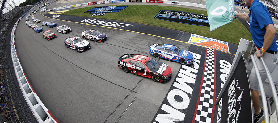 NASCAR 2022 Cup Series Go Bowling at The Glen Betting Favorites & Odds Analysis