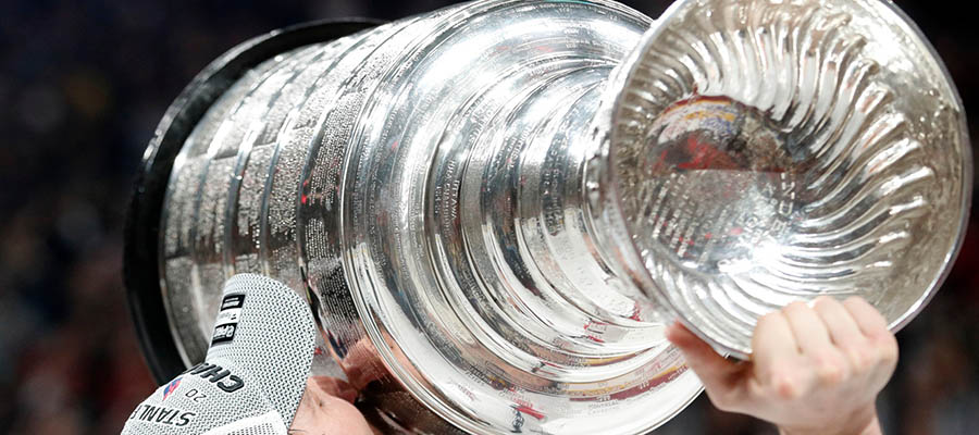 NHL Stanley Cup Betting Update: Colorado Avalanche and Tampa Bay Lightning Odds Favorites