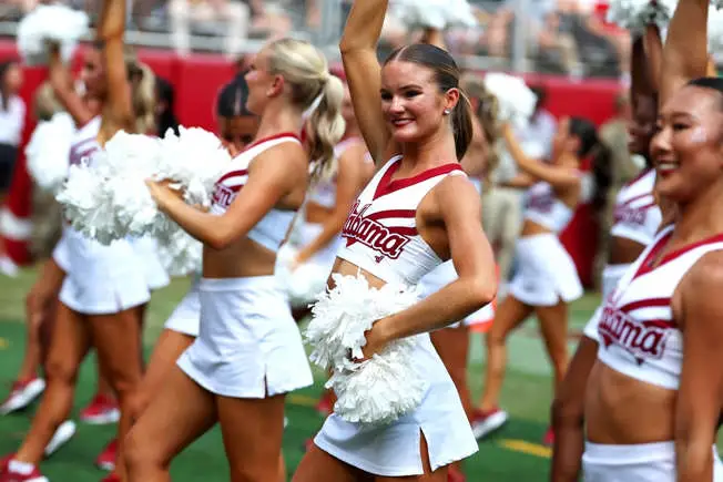 Alabama Crimson Tide Cheerleaders