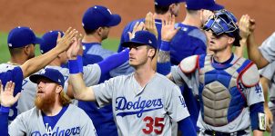 Playing at home, the NLCS Game 2 Betting Odds favors Los Angeles Dodgers.