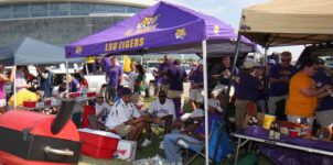 2024 College Football Tailgating Guide: Hosting the Perfect Pre-game Party