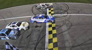 Hollywood Casino 400: Race Odds, Top 3 to Win & Final Pick in the Cup Series