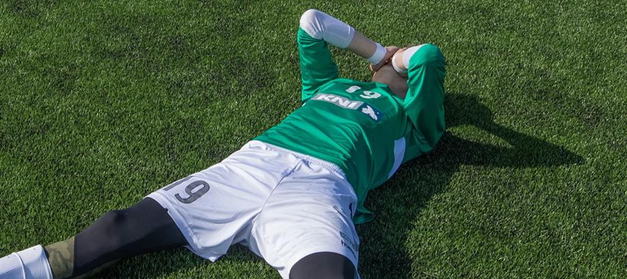 Optimal Strategy to Bet Teams on a Losing Streak