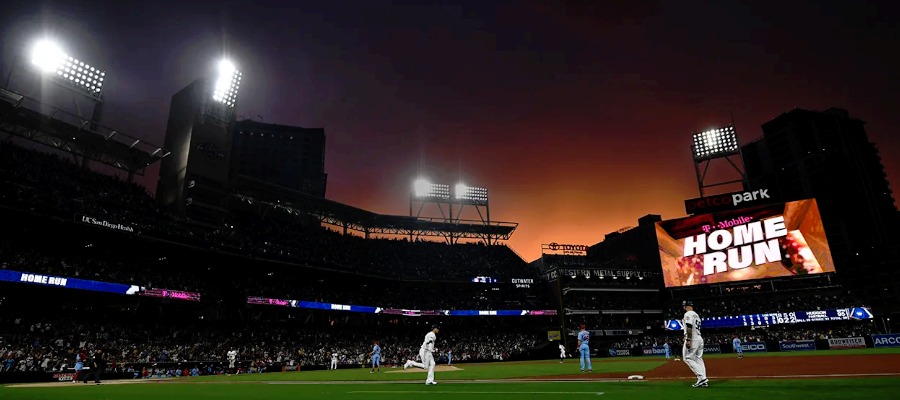 How Handicapping Baseball Day & Night Games