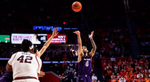 #19 Illinois at Northwestern Lines: 2024 NCAAB Expert Analysis for the BIG Play Rivalry