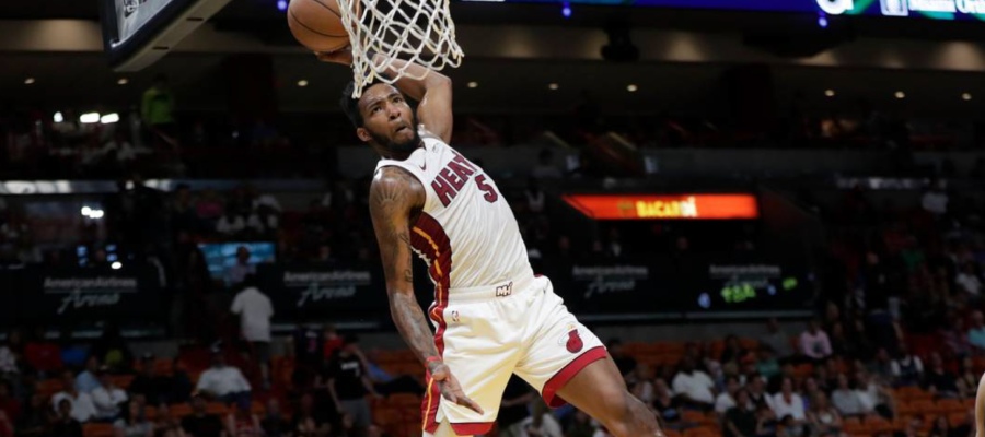 Make Cash From Momentum Swings on the NBA Explained