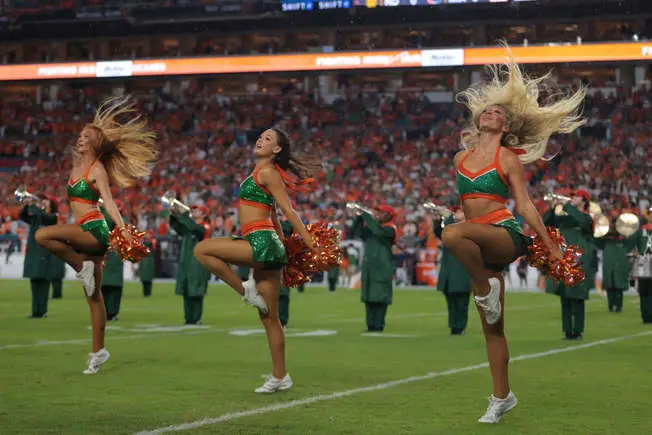 Miami Hurricanes Cheerleaders