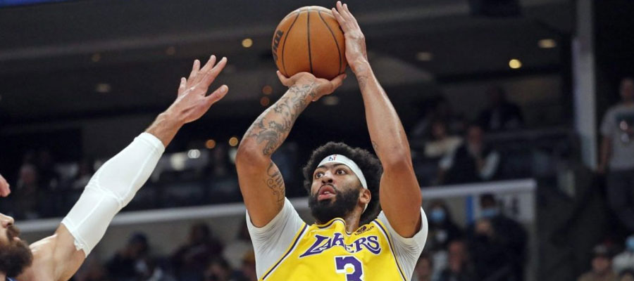 Anthony Davis and Details to Consider in NBA betting between Lakers at Houston