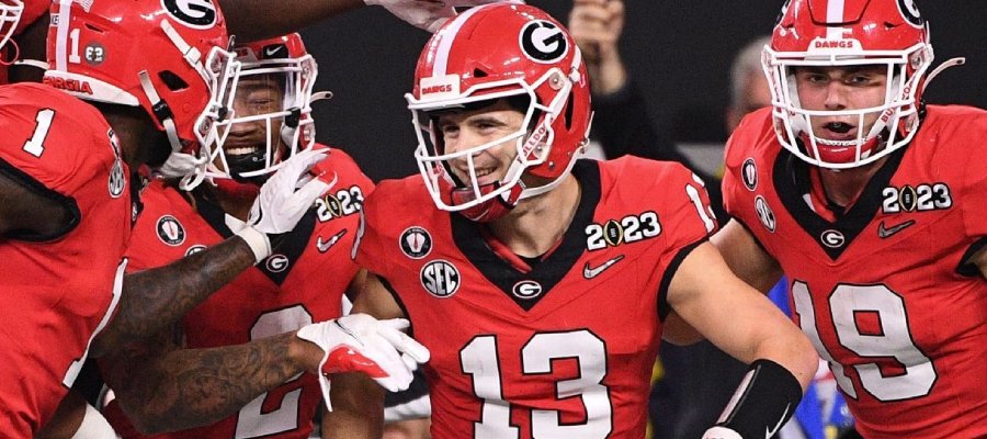NCAA Football Early Predictions With Georgia Bulldogs as Favorite to Win