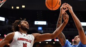 North Carolina at Louisville NCAA Basketball Picks: New Year’s Day Game Prediction