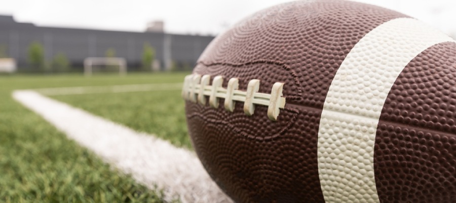 Optimal Strategy for Picking or Avoiding Large Betting Spreads