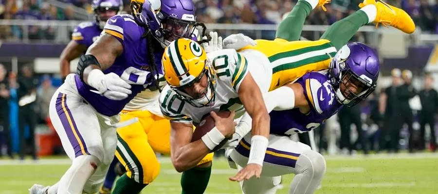 Packers vs Vikings Spreads, Totals, Picks and Prediction in the NFL Week 17