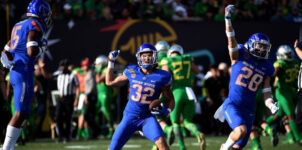 Week 2 Odds: Boise State vs. Oregon - A College Football Preview with Betting Lines and Expert Analysis