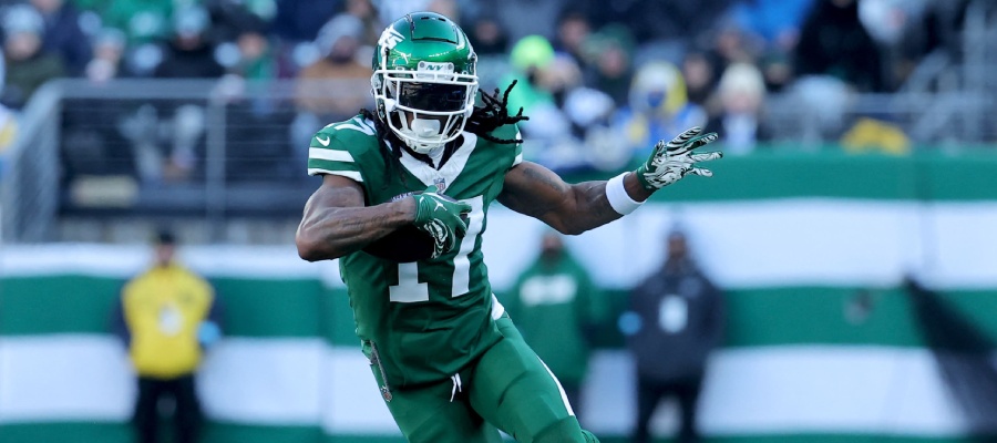 When to Bet on Heavy Underdogs?